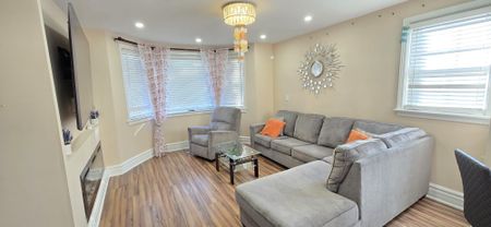 For Lease - 52 Falaise Road, Toronto, Ontario - Photo 2