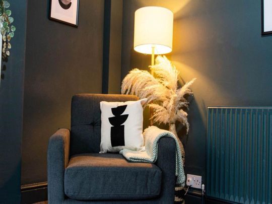 Asquith Avenue (Room 1), Morley, Leeds - Photo 1