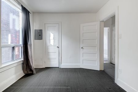 For Lease - 1239 College Street Unit# 2nd Flr, Toronto, Ontario - Photo 3