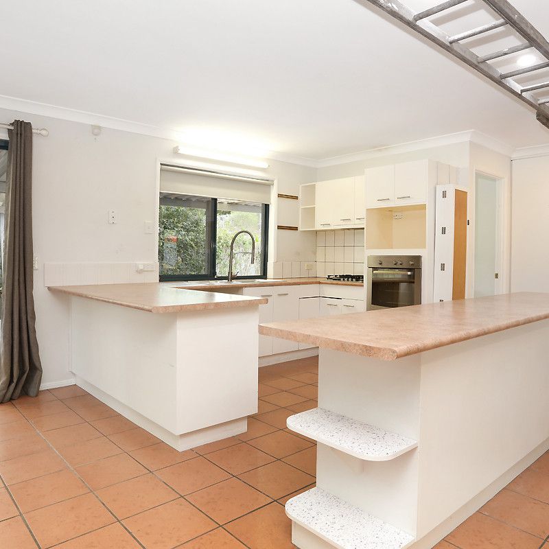 15 Paddington Drive, Carrara QLD 4211 - House For Rent | Domain - Photo 1