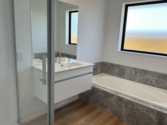 Homely in Halswell - Photo 1