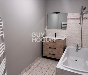 À louer : Appartement spacieux de 4 pièces à Chateaudun 690  HC - Photo 2