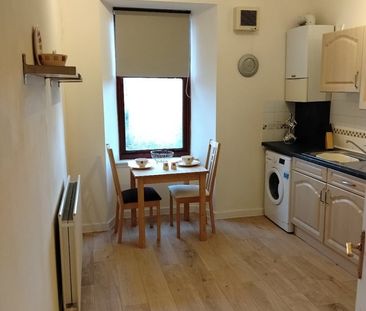 1 Bed Flat, Cathcart, G44 - Photo 4