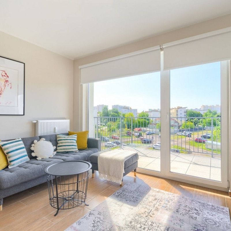 Przestronne mieszkanie na wynajem - Rataje - Zdjęcie 1