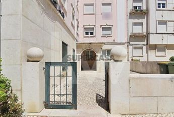 Arrendo Quarto no Roma Areeiro