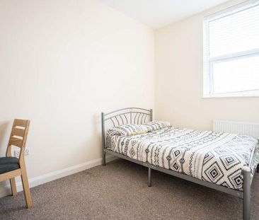 3 bedroom house share to rent - Photo 5