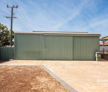 1 Paula Maslen Place, Mount Tarcoola, WA 6530 - Photo 5