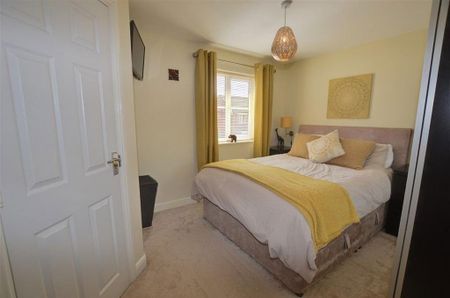 3 bedroom townhouse to rent - Photo 3