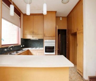 Glen Waverley - Photo 4