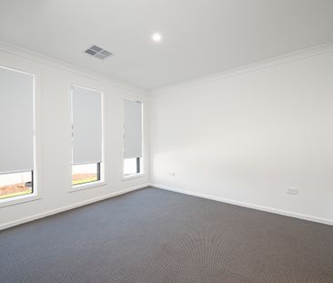 16 Oceanic Crescent, Waitpinga SA 5211 - House For Rent | Domain - Photo 4