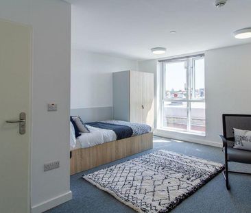 1 bedroom in a flat share to rent - Photo 6