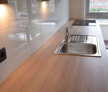 Lichtrijk en modern gerenoveerd appartement - Foto 1