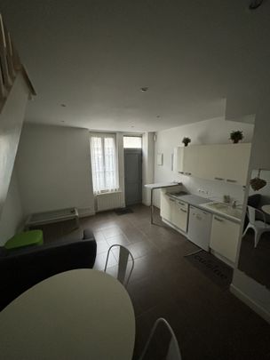Location Appartement 2 pièces 39m² POITIERS 86000 - Photo 1