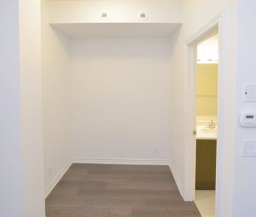 For Lease - 90 Eastwood Park Gardens Unit# 10-4, Toronto, Ontario - Photo 6