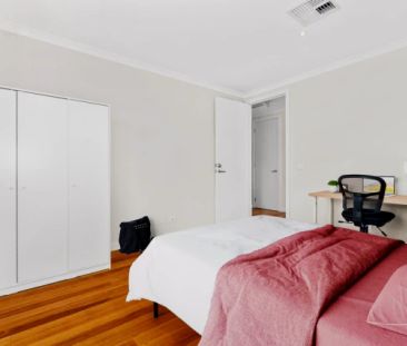 Double Room - Photo 2