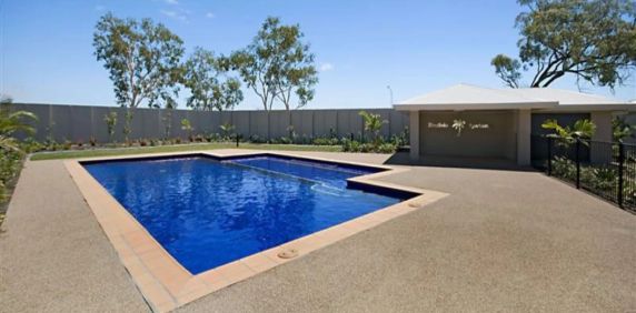 RELAX BY THE POOL - Photo 2