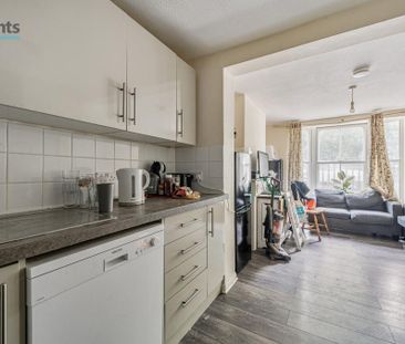 5 bedroom end of terrace house to rent - Photo 5