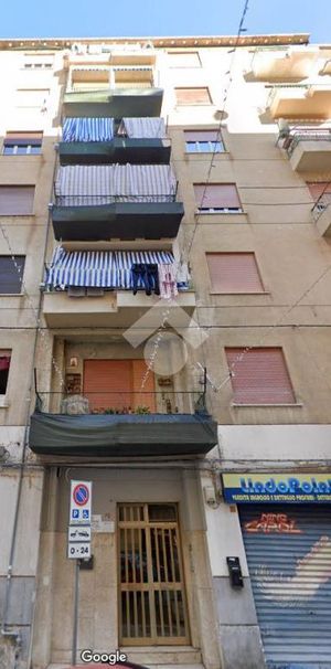 6 locali in affitto - Photo 1