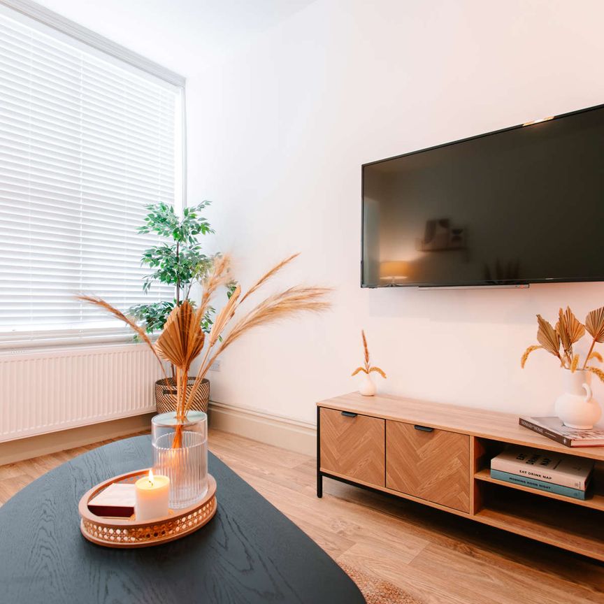 Parliament Street Unit 6 - Photo 1