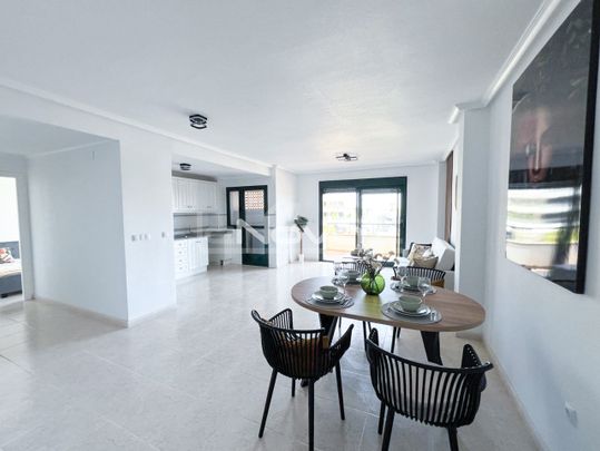 Immaculate apartment with sea views in Campoamor G - Photo 1