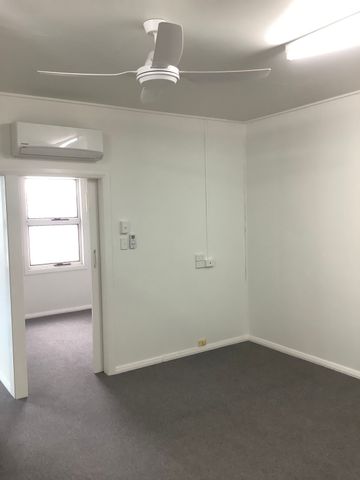 Unit in Town - Photo 2