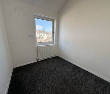 Manor Road, Doncaster, Askern - Photo 3