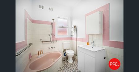 Feel The Ocean Breeze !!! - Photo 3