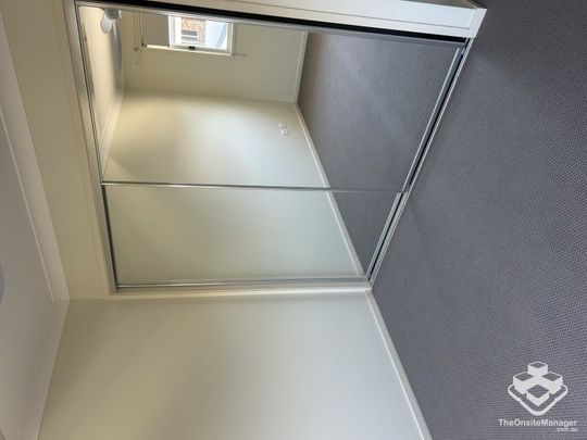 3 bed Townhouse, Garage & Carport - Photo 1