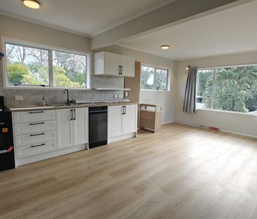 Property Management1/4 Mahuta Grove, Northcote - House for Rent - Photo 6