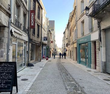 "LE GRAND'RUE" - Location Appartement poitiers : 22.56 m2 - Photo 6