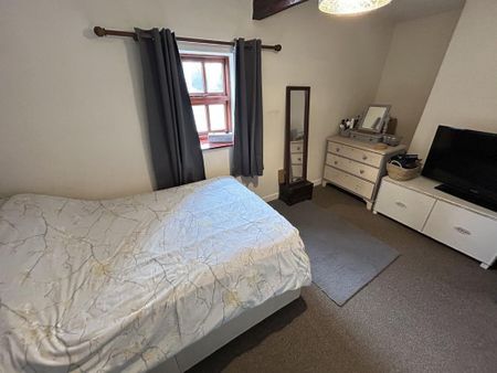 2 bedroom terraced house to rent - Photo 5