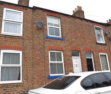 2 bedroom terraced house to rent - Photo 4