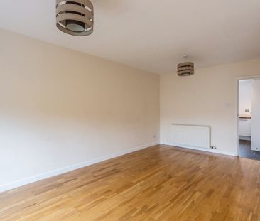 3 bedroom maisonette to rent - Photo 5