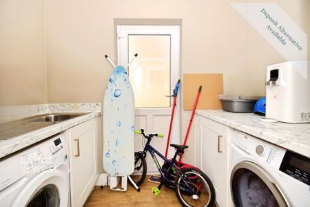 4 bedroom detached house to rent - Photo 5
