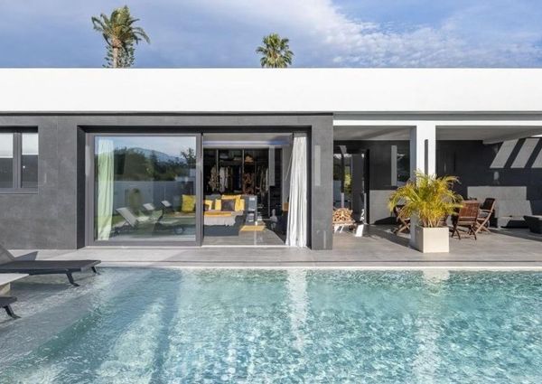 3 bedroom luxury Villa for rent in San Pedro de Alcántara, Spain