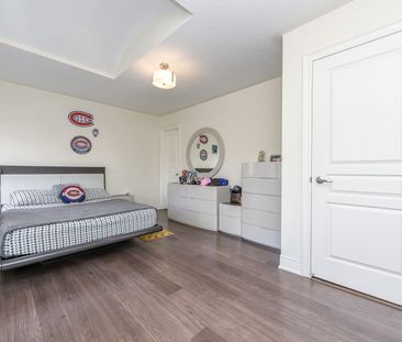 For Lease - 567 Dougall Avenue, Caledon, Ontario - Photo 4