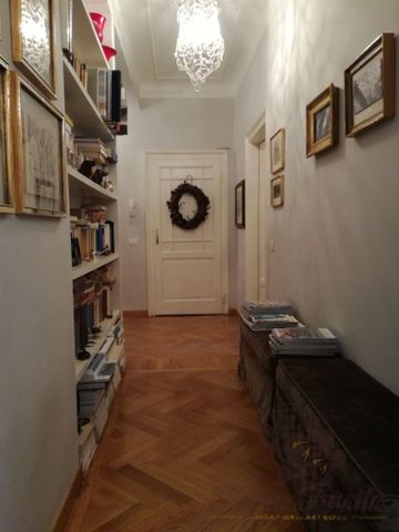 Большая четырёхкомнатная квартира - Photo 4