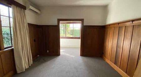 Good Location 2 bedroom home - Photo 2