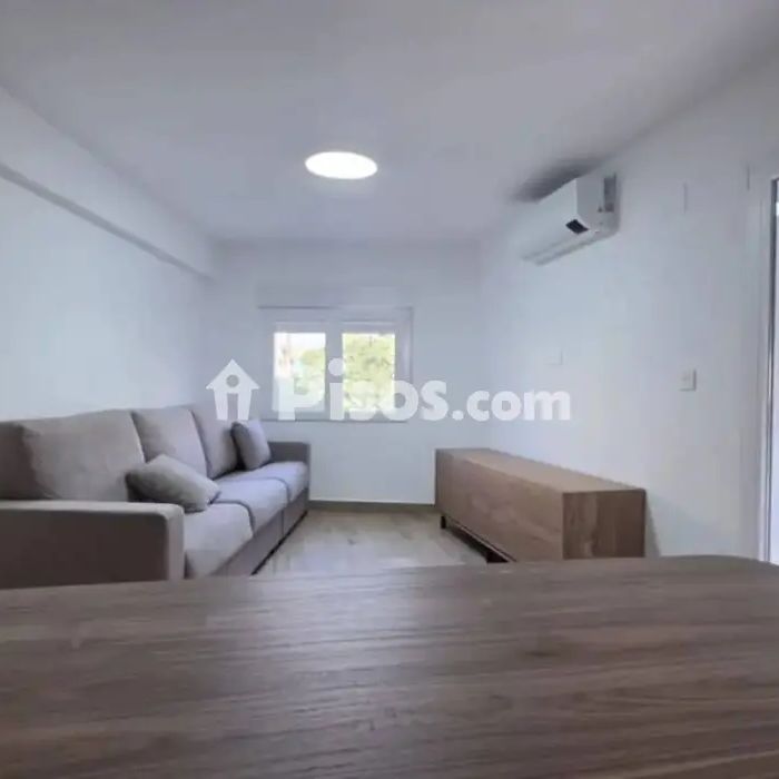 Piso en alquiler en Granada Capital - Photo 1