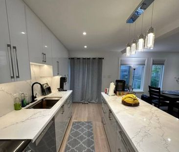 For Lease - 6 Woodhaven Crescent, Richmond Hill, Ontario - Photo 6