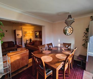 4 Bed Semi-Detached House, Harkett Close, HA3 - Photo 1