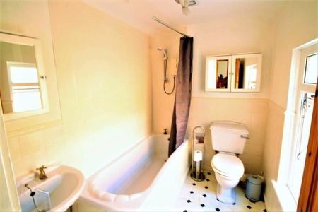 75 Donard Street, Belfast, BT6 8EJ - Photo 4