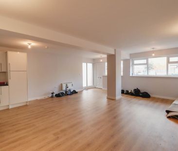 1 bedroom ground floor flat to rent - Photo 5