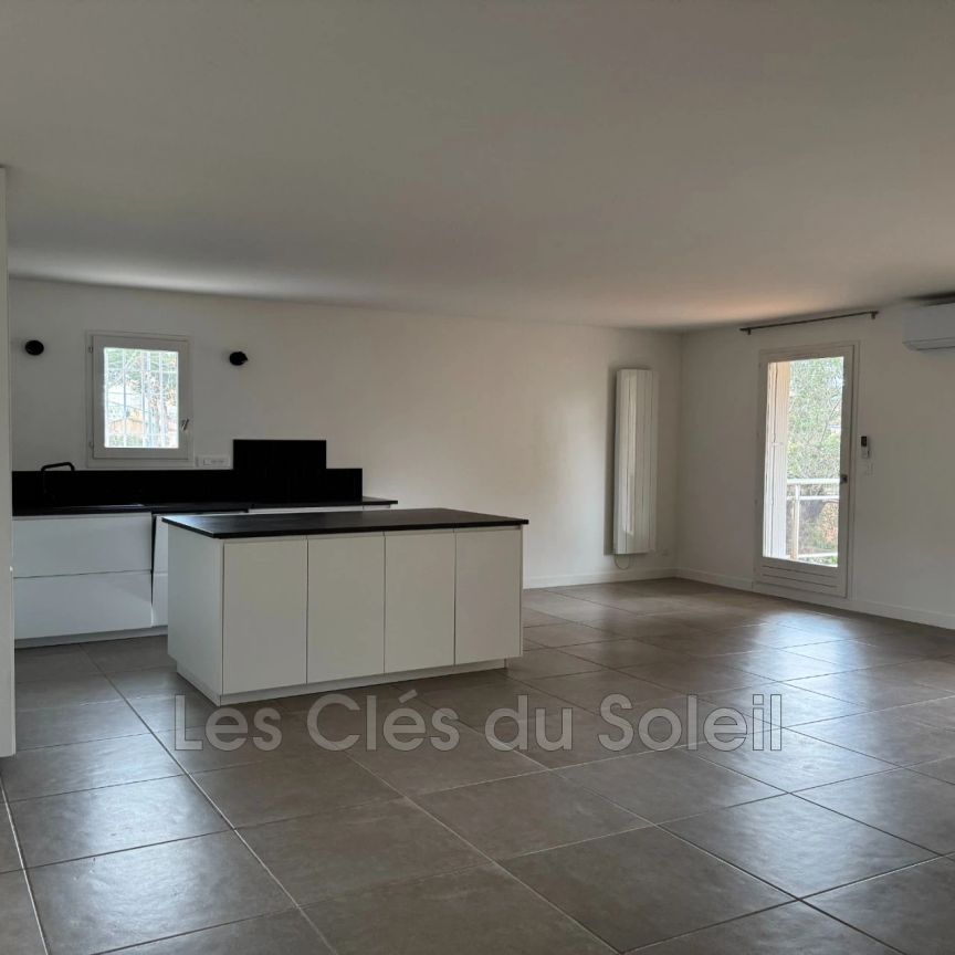 Location appartement 5 pièces 105 m² Toulon - Photo 1