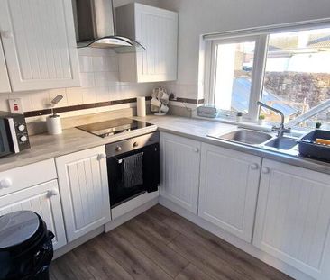 Apt 2 Holiday, 64 Causeway Street, Portrush, BT56 8AD - Photo 3