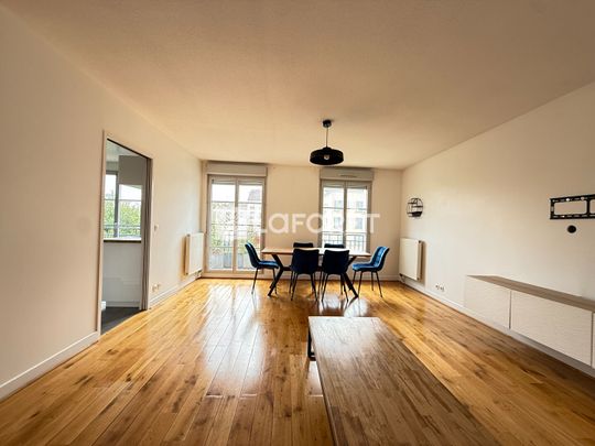 Apartment - Photo 1