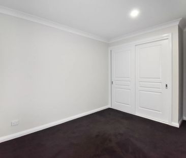 6b Emmaville Street, Orange. - Photo 3