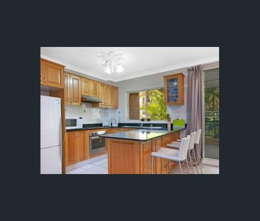 RENOVATED UNIT!! - Photo 2