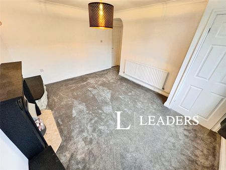 3 bedroom house to rent Monsal Grove, Stoke-on-Trent, ST1 - Photo 2