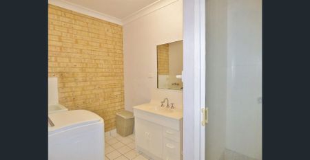 Modern Unit Living in Cannonvale - Photo 4